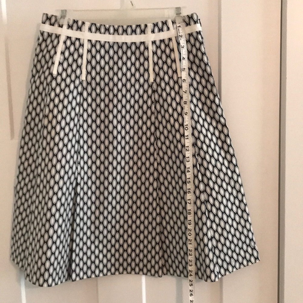 Gap skirt size 4